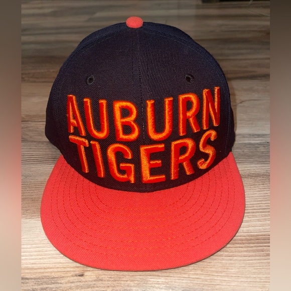 Auburn Tigers Embroidered Adjustable Hat 9FIFTY New Era Baseball Cap Flat Brim - Picture 1 of 6